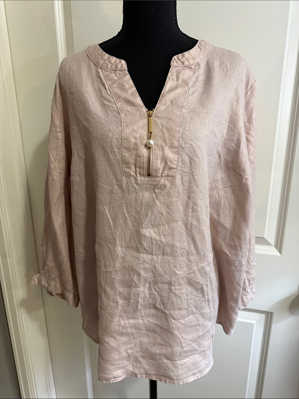 Ellen Tracy Pale Pink Linen Zip-Front Button Down Shirt